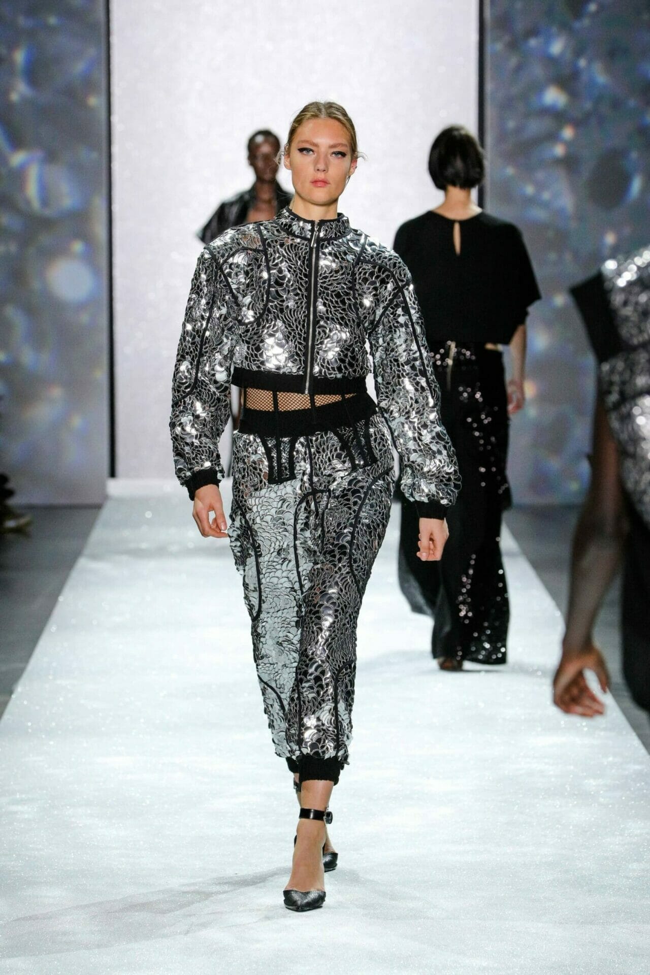 Rosa Cha Ready-to-Wear Fall-Winter 2019-2020. RUNWAY MAGAZINE ® Collections. RUNWAY NOW / RUNWAY NEW