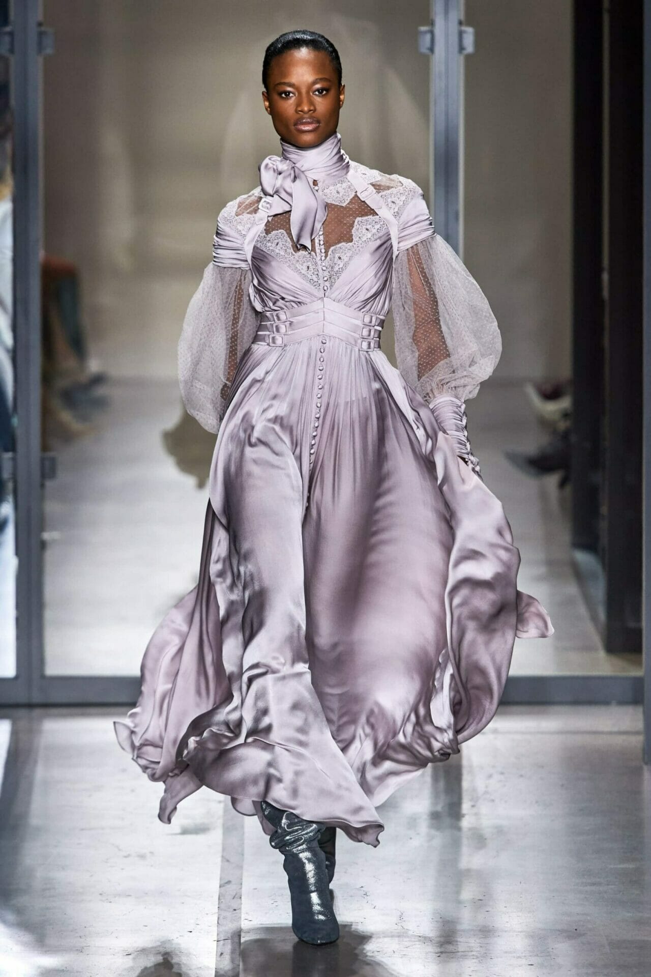 Zimmermann Ready-to-Wear Fall-Winter 2019-2020. RUNWAY MAGAZINE ® Collections. RUNWAY NOW / RUNWAY NEW