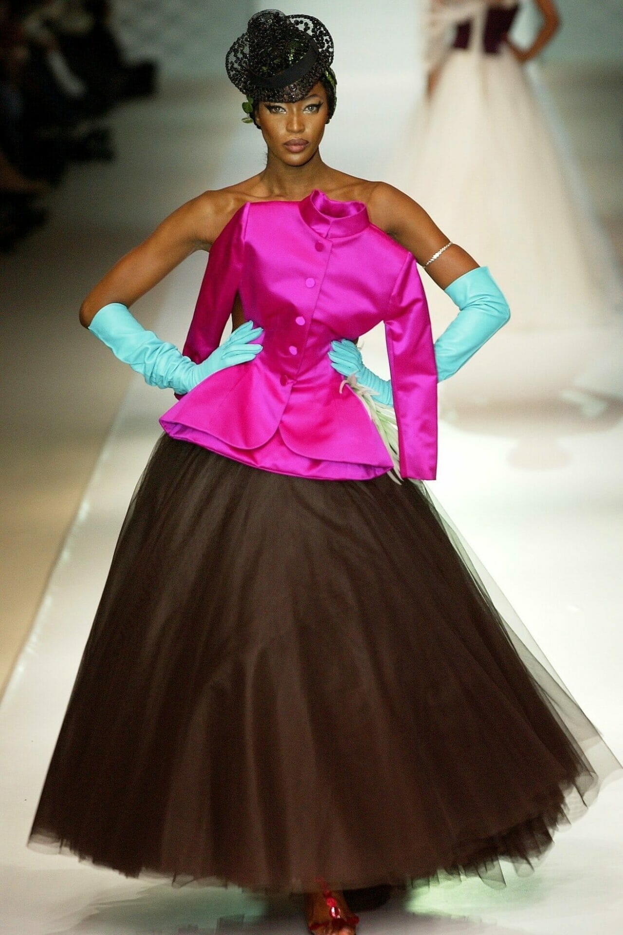 Louis Vuitton Spring 2003 Ready-to-Wear Fashion Show