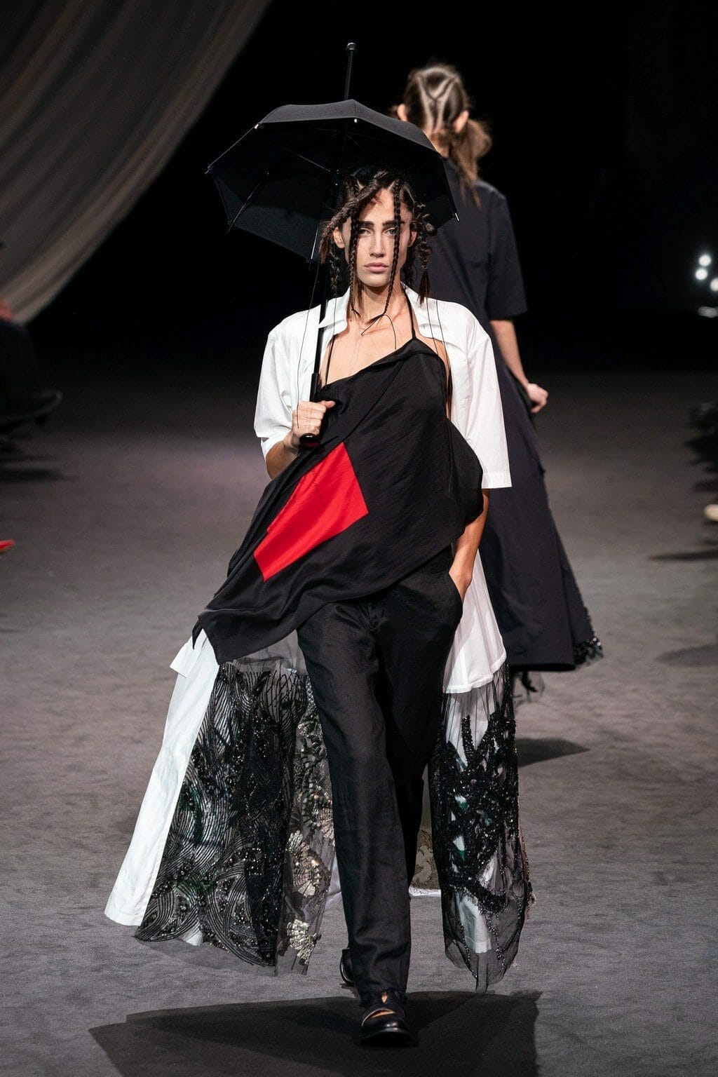 Yohji Yamamoto Spring Summer 2020 Paris Fashion Week. RUNWAY MAGAZINE ® Collections. RUNWAY NOW / RUNWAY NEW