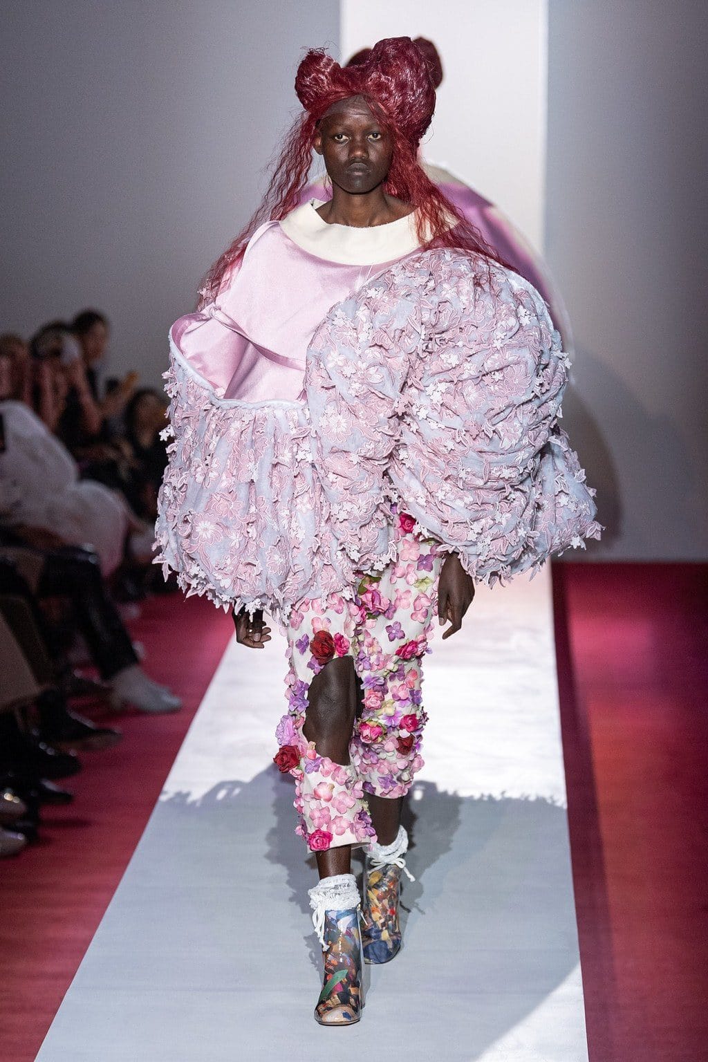 Comme des Garcons Spring Summer 2020 Paris Fashion Week. RUNWAY MAGAZINE ® Collections. RUNWAY NOW / RUNWAY NEW