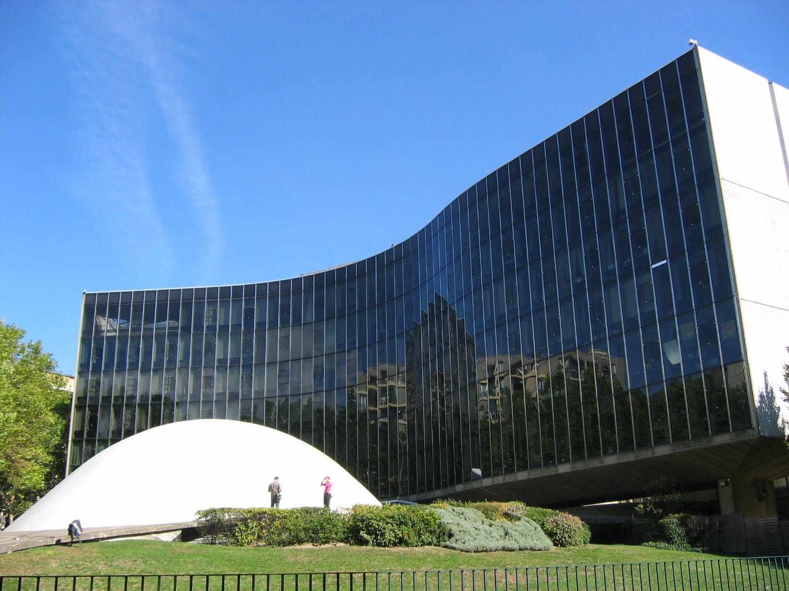 Espace Niemeyer, headquarters of the French Communist Party, Place Coloniel Fabien
