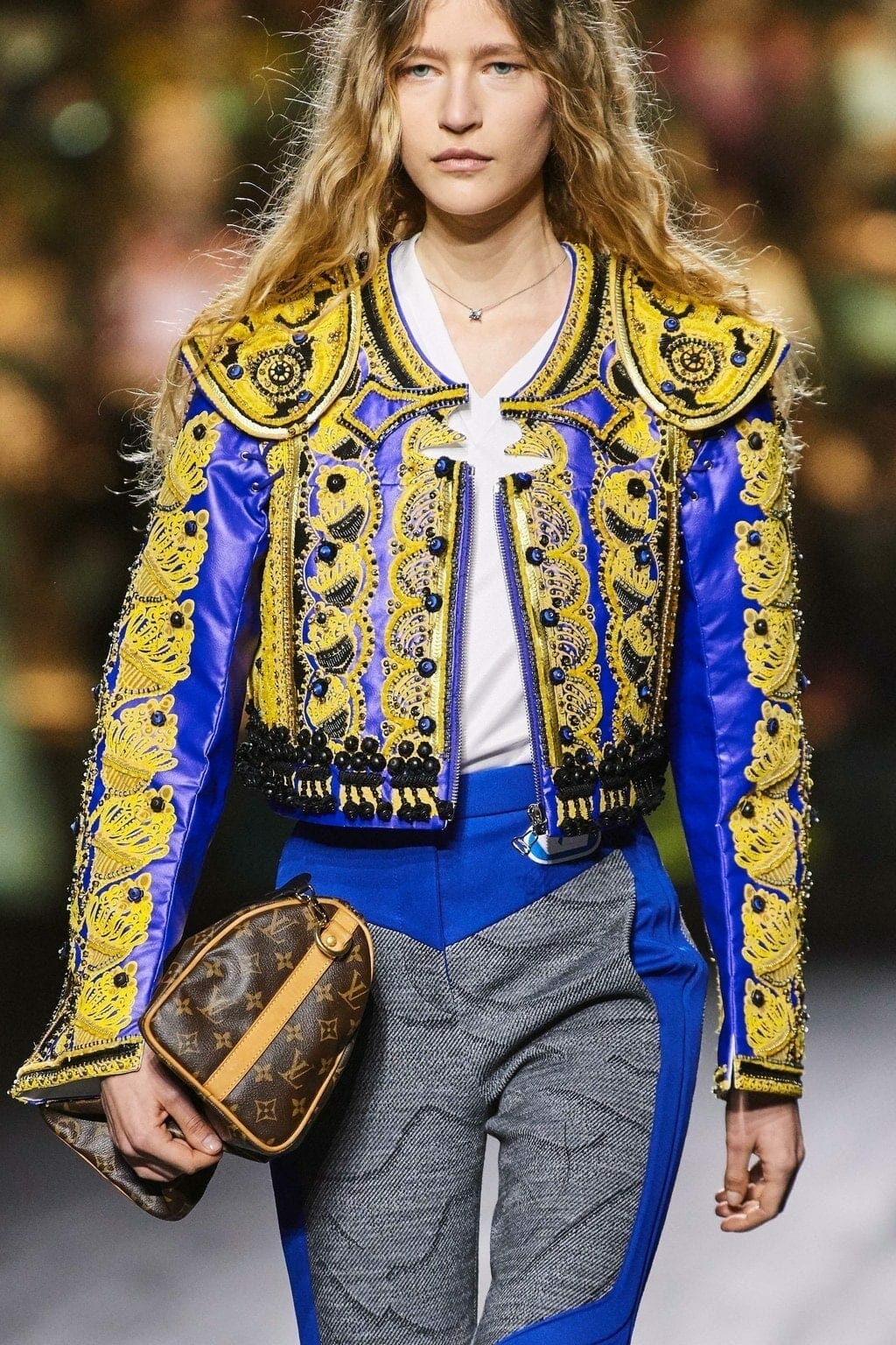 Louis Vuitton Fall-Winter 2020-2021 - RUNWAY MAGAZINE ® Collections
