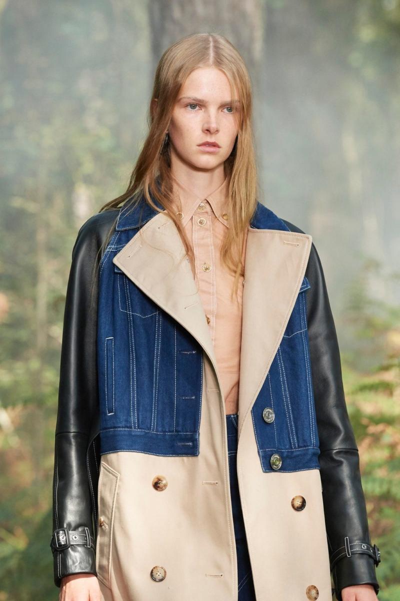 Burberry Spring Summer 2021 London - RUNWAY MAGAZINE ® Collections