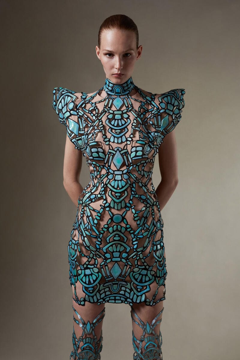 Iris van Herpen Couture Fall Winter 2021-2022 - RUNWAY MAGAZINE ®  Collections