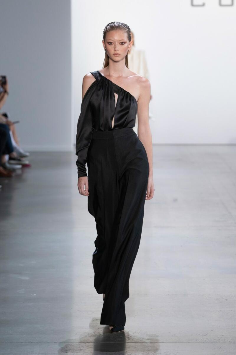 Cong Tri Spring Summer 2020 New York - RUNWAY MAGAZINE ® Collections