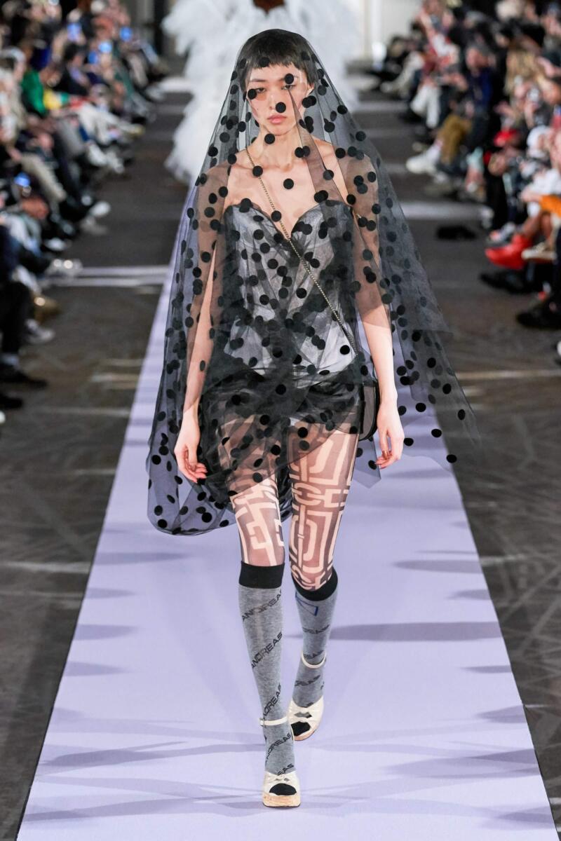 Vivienne Westwood Ready To Wear Fall Winter 2019 Paris – NOWFASHION