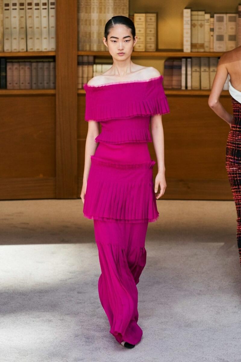 Chanel Haute Couture Fall-Winter 2019-2020 - RUNWAY MAGAZINE ® Collections