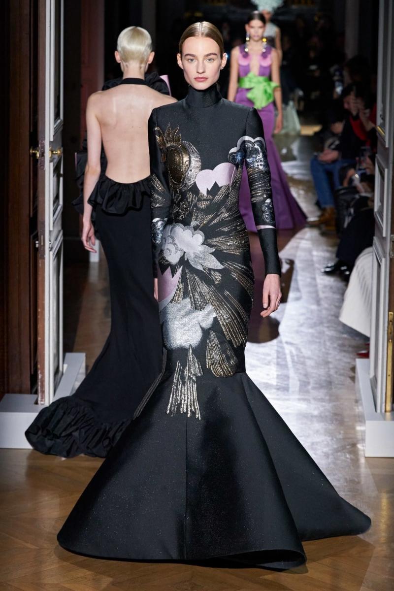 Valentino Haute Couture Spring Summer 2020 - RUNWAY MAGAZINE ® Collections