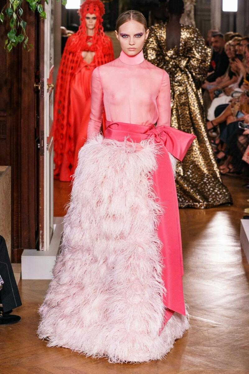 Valentino Haute Couture Fall-Winter 2019-2020 - RUNWAY MAGAZINE ...