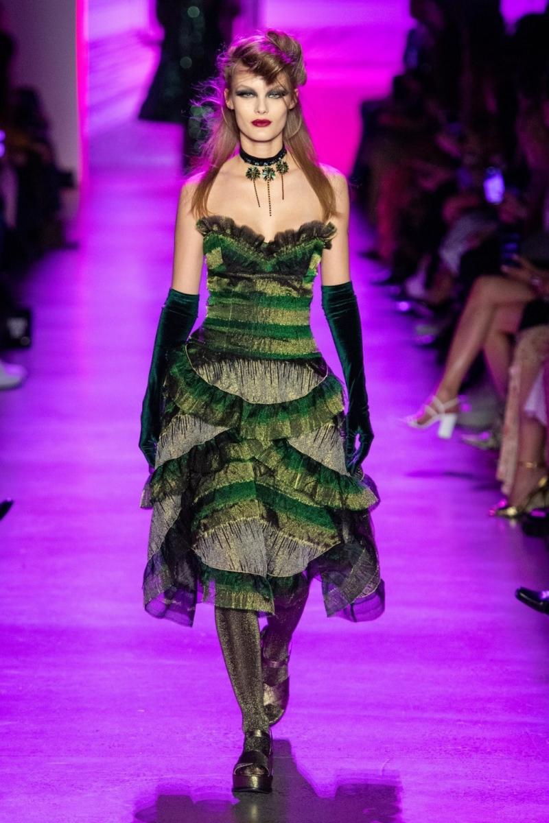 Anna Sui Fall-Winter 2020-2021 New York - RUNWAY MAGAZINE ® Collections