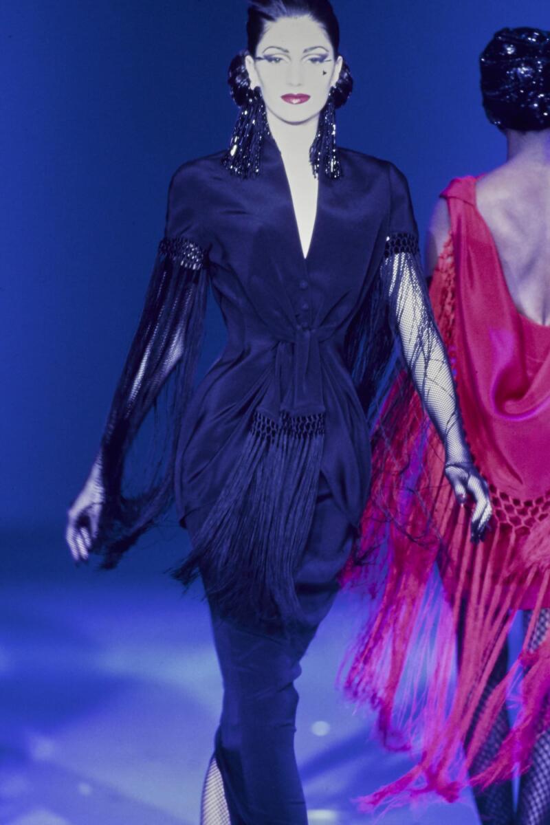 THIERRY MUGLER SPRING-SUMMER 1997 - RUNWAY MAGAZINE ® Collections