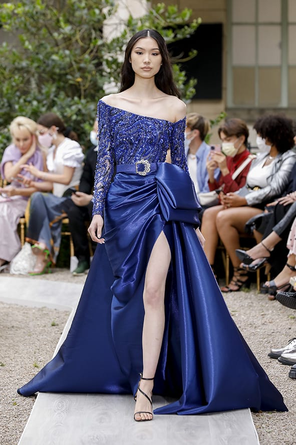 Zuhair Murad Couture Fall Winter 2021-2022 - RUNWAY MAGAZINE ® Collections