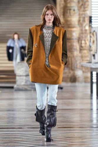 Louis Vuitton Fall Winter 2021-2022 Paris - RUNWAY MAGAZINE ® Collections