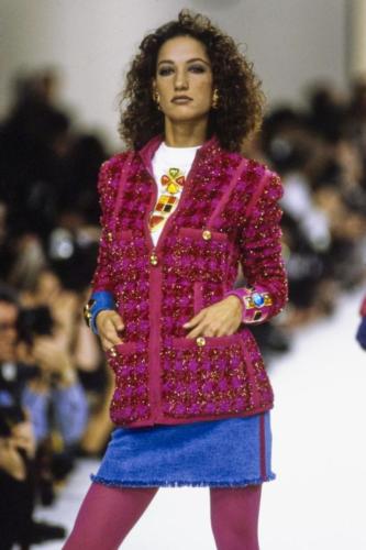 Marpessa / CHANEL Runway Show 1987  Evening gowns elegant, Fashion, Runway  gowns