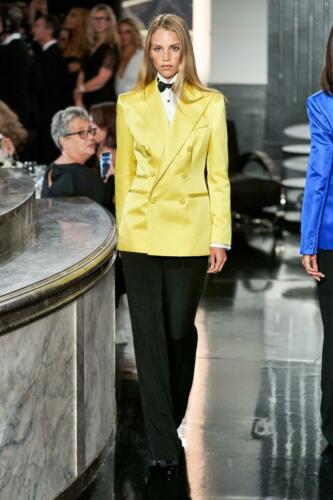 Ralph Lauren Pre-Fall 2020 New York - RUNWAY MAGAZINE ® Collections